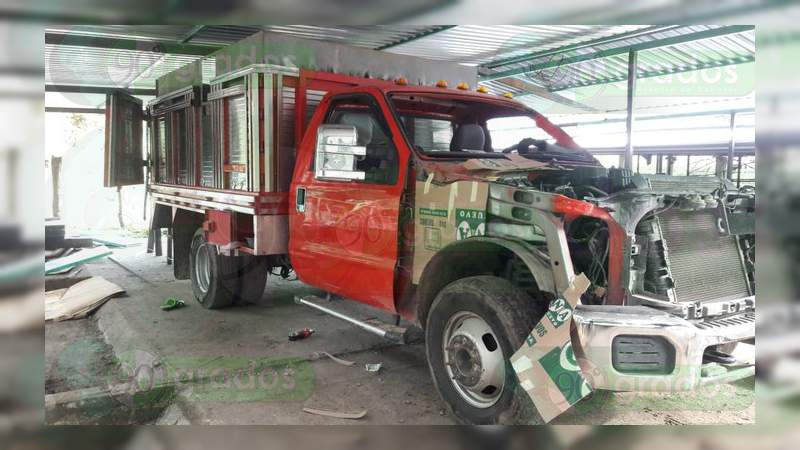 Aseguran Veh 237 Culos Robados Y Munici 243 N En Petatl 225 N