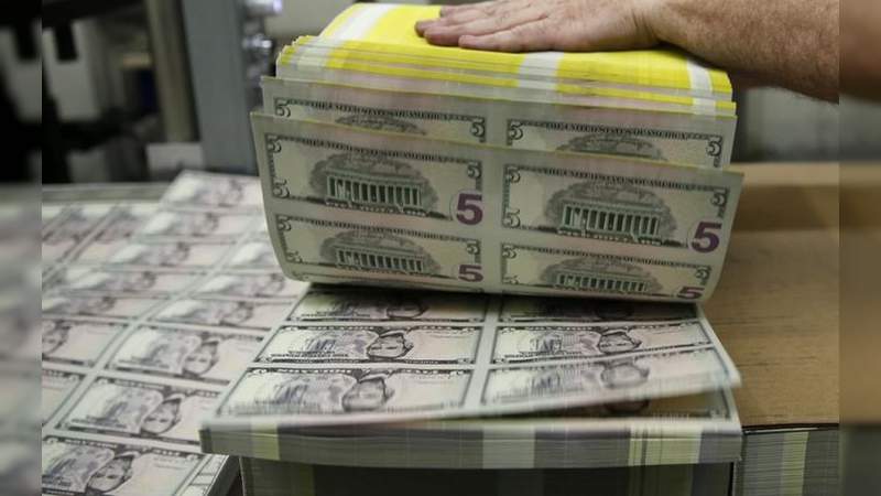 Anuncian Hacienda y Banxico subasta de 2 mil mdd de coberturas tras caída del peso - Foto 0 