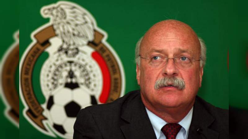 Presidente de la Liga MX anuncia que dio positivo a coronavirus 