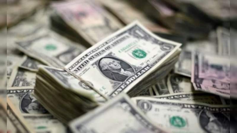 Dólar alcanza su máximo histórico de 25.11 pesos 