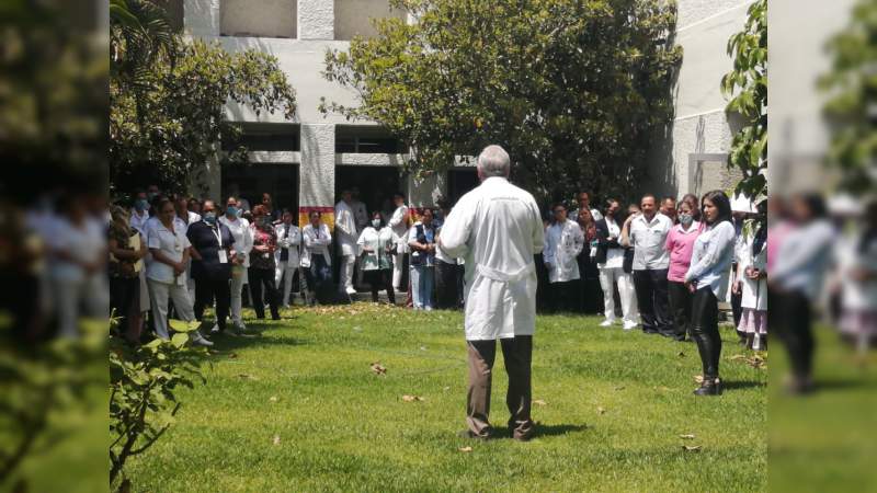 Aumentan las acciones de prevención en el Hospital General de Uruapan “Dr. Pedro Daniel Martínez” ante el COVID-19 - Foto 0 