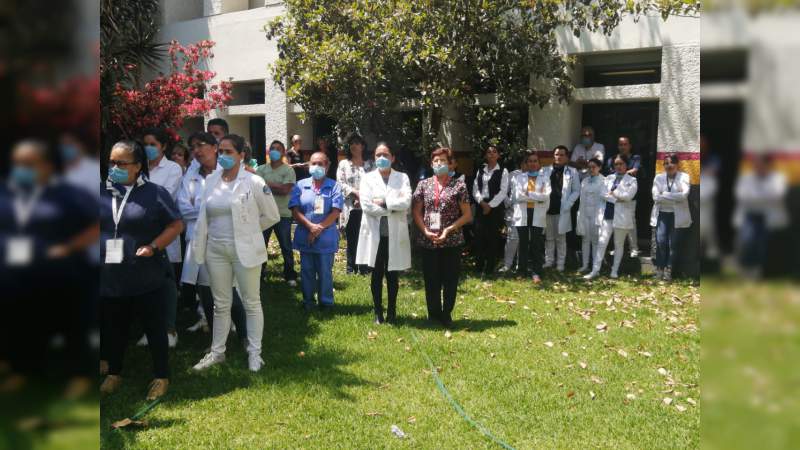 Aumentan las acciones de prevención en el Hospital General de Uruapan “Dr. Pedro Daniel Martínez” ante el COVID-19 - Foto 2 