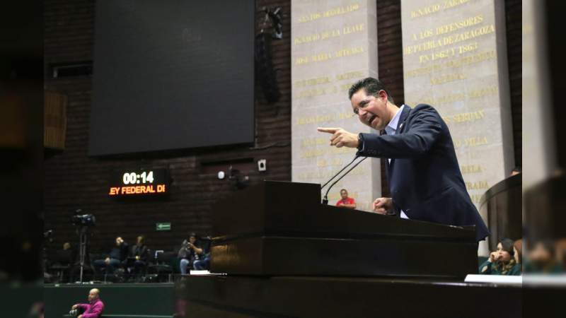 Impulsa Pérez Negrón acciones para enfrentar los impactos económicos en Michoacán y México 