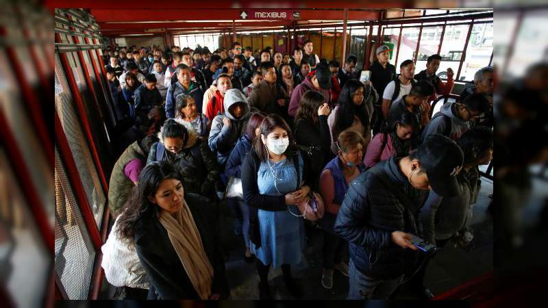 En sólo 24 horas, se registran 132 casos de coronavirus en México 