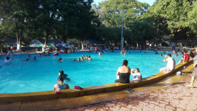Balnearios y gimnasios cierran por emergencia sanitaria de COVID-19 en Tierra Caliente, Michoacán  - Foto 0 