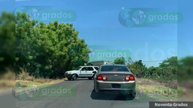 Los Viagras y 40 camionetas con sicarios, incluidos camiones monstruo, regresan a Aguililla tras someter al Ejército - Foto 4 