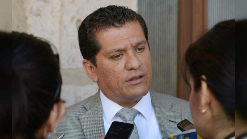 Empresas deben revisar las oportunidades que otorga el gobierno federal y estatal para optimizarse financieramente: Alberto Guzmán 