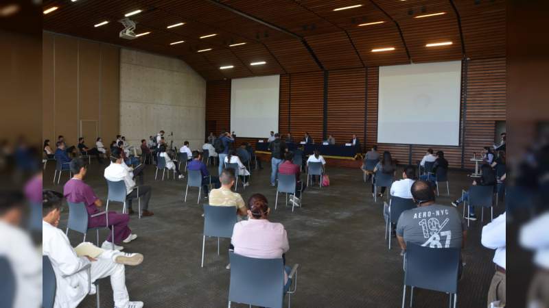 Comunidad Nicolaita del área de salud sostiene reunión con autoridades estatales - Foto 0 