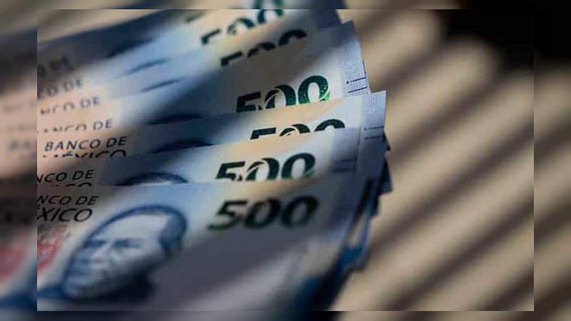 Se podrían quedar sin aguinaldo 23 mil burocratas federales  - Foto 0 