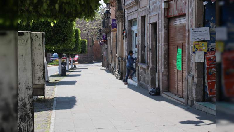 60 negocios de la avenida Madero Poniente han cerrado; comerciantes, vecinos y transportistas cierran obra 