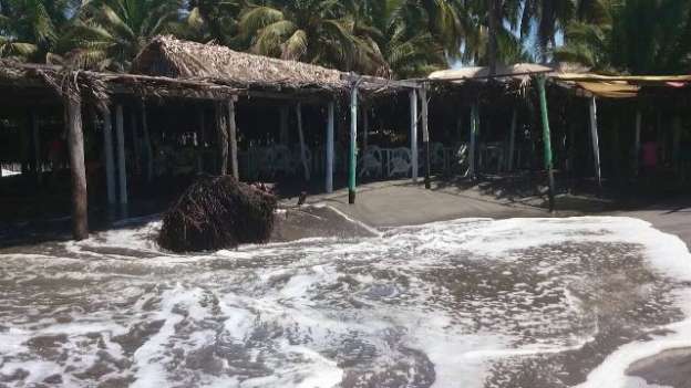 Mar de Fondo cobra sus primeras víctimas en Michoacán - Foto 3 