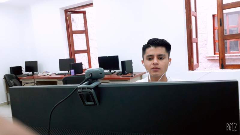 UMSNH realiza primer examen de grado a distancia - Foto 1 