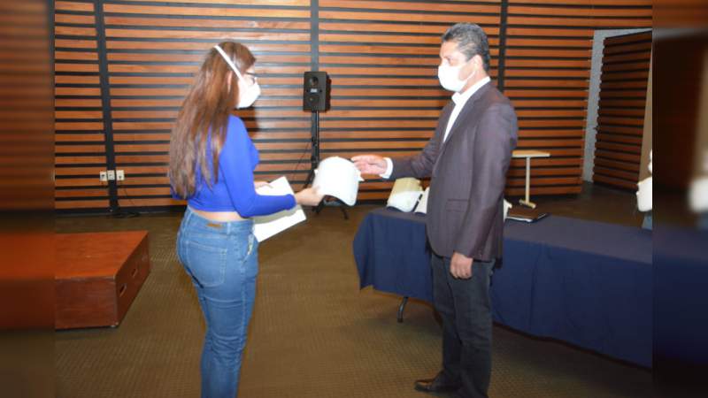 UMSNH refrenda compromiso y vínculo con estudiantes del área de salud - Foto 0 