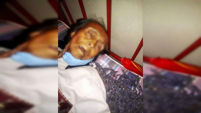 Por no tener para las medicinas, mujer de la tercera edad es corrida de hospital en Apatzingán: "No están solas", decía Silvano Aureoles 