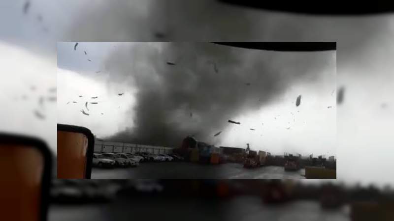 Sorprende tornado a Nuevo León , mueren 2 personas  - Foto 0 