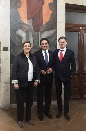 Revisan Silvano Aureoles y Aurelio Nuño avances en mejora de la calidad educativa 
