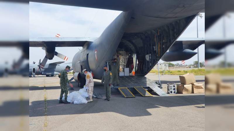 Arriba avión a Nuevo León con insumos para combatir el coronavirus - Foto 0 