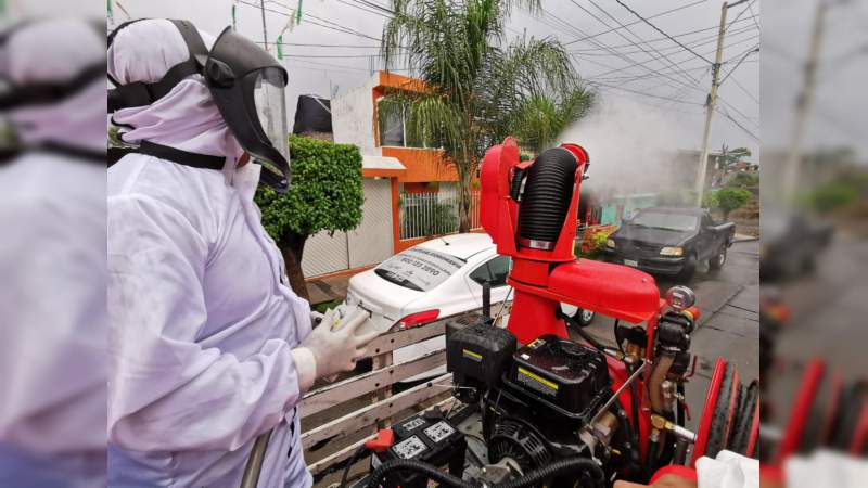 Gobierno de Morelia continúa sanitizando calles y espacios públicos ante Covid-19 - Foto 2 