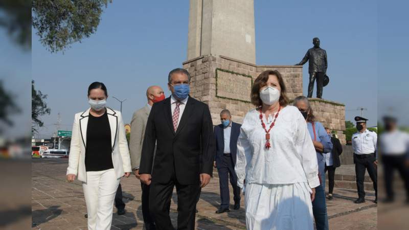 Morelia celebra el CXXV aniversario del natalicio de Lázaro Cárdenas del Río  - Foto 2 