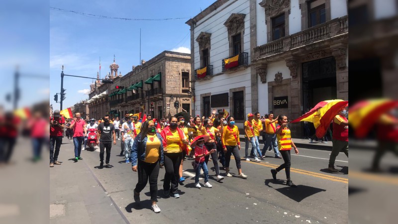 Aficionados de Monarcas se manifiestan en el centro histórico de Morelia - Foto 4 