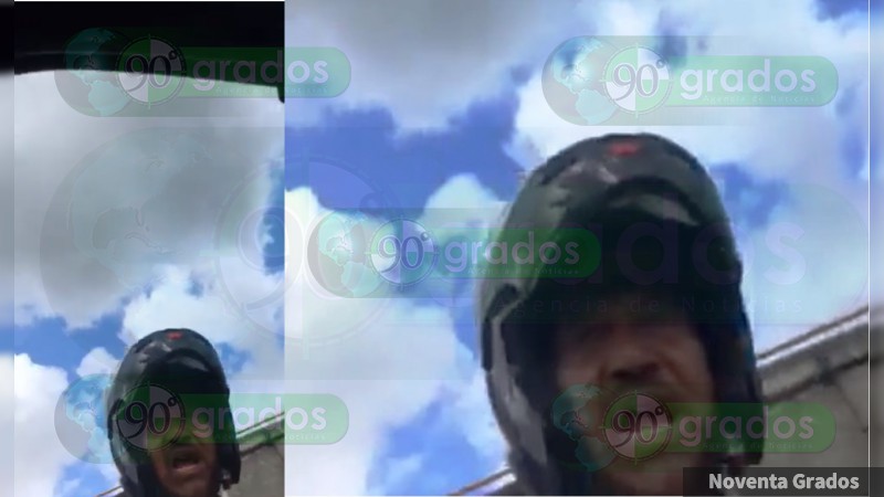 Agente de Tránsito de Michoacán golpea auto y lanza insultos homofóbicos contra conductor que impidió extorsión en Morelia - Foto 1 