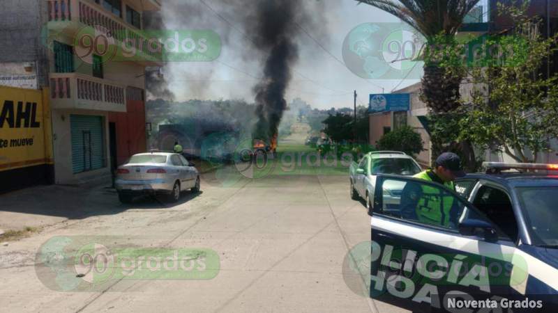 Se incendia terreno baldío en Morelia, Michoacán; solo hubo daños materiales - Foto 0 