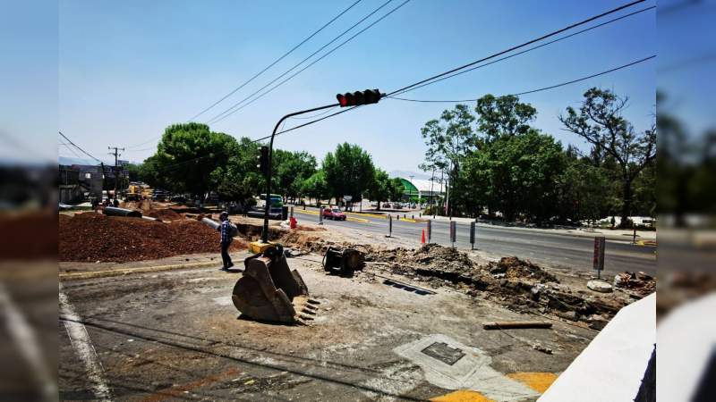 Gobierno de Morelia pide a ciudadanía tomar precauciones ante avance de obra de laterales de la Avenida Madero - Foto 0 