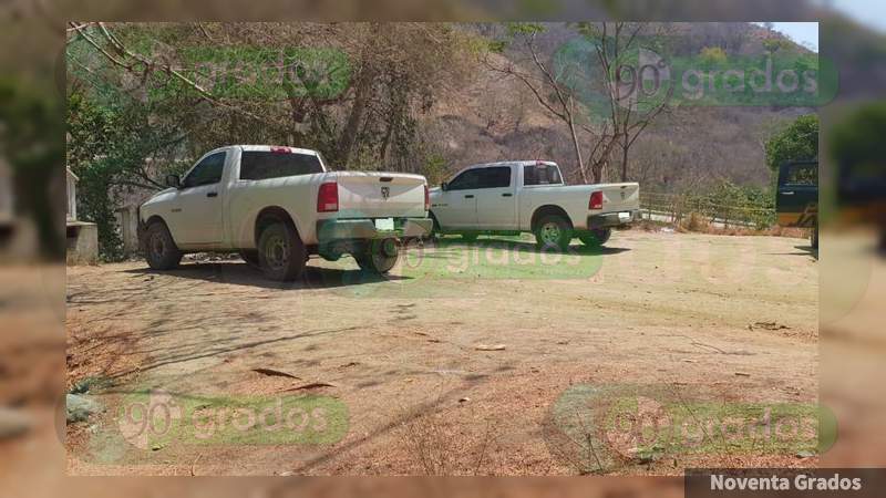 Desaparecen en Jalisco 10 policías estatales de Colima y dos empresarios que escoltaban: Solo hallaron sus camionetas - Foto 1 