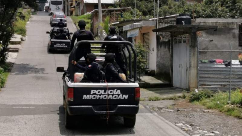 Cae policía a barranco en Epitacio Huerta: Lo reportan grave 