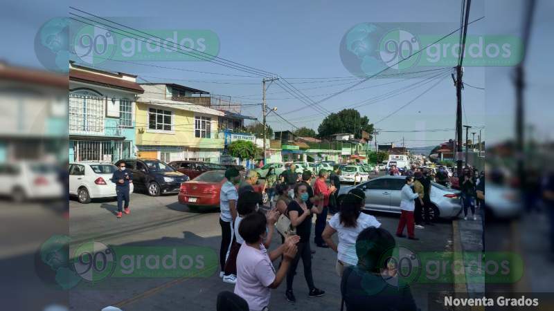 Como una heroína despiden a la doctora Gaby Ornelas Pacheco que murió en el combate al COVID-19  - Foto 3 