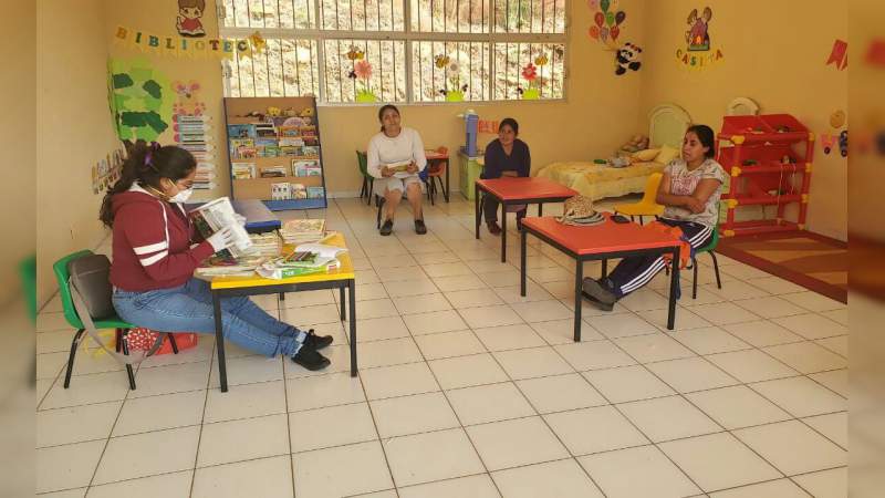 Continúa DIF Morelia atendiendo a alumnos a distancia