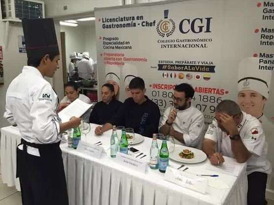 Obtienen alumnos y docentes de Gastronomía de la UTM, primeros lugares en concursos culinarios‏  