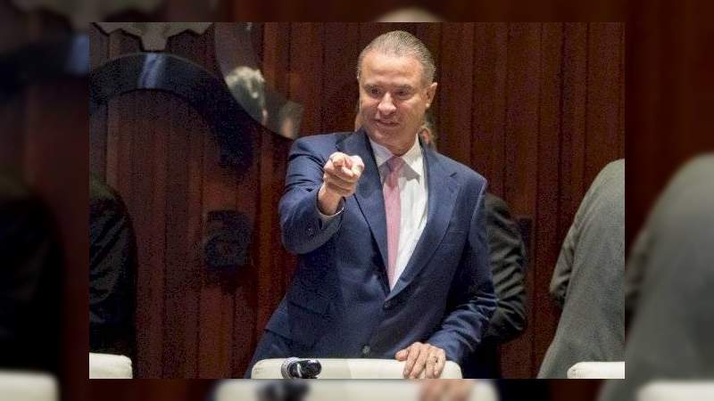 Confiesa Ordaz Coppel gobernador de Sinaloa "Yo le voy al América" 