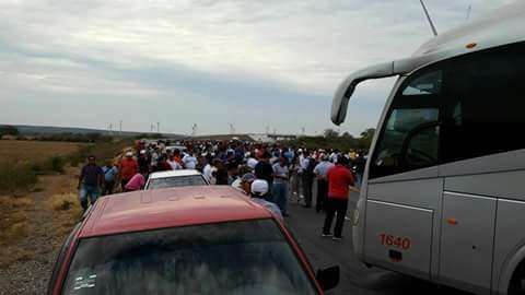 Se descontará salario a maestros oaxaqueños que no acudieron hoy a clases - Foto 0 
