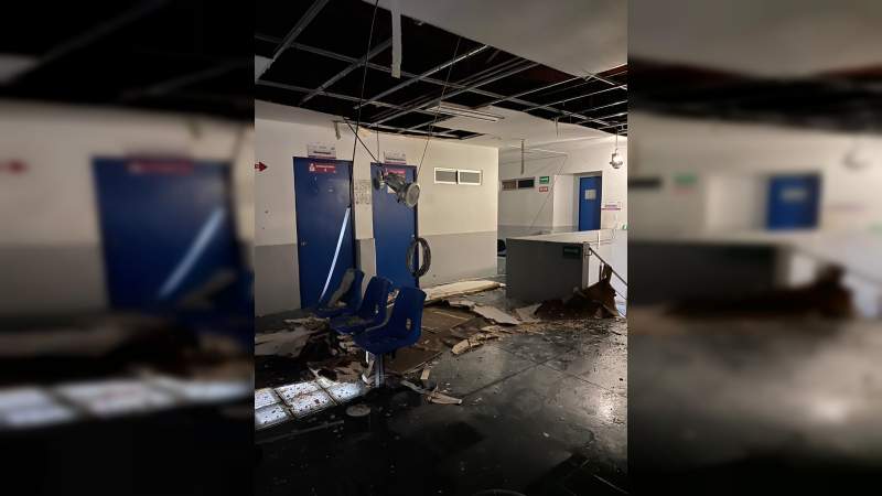 Sin riesgo el Hospital Civil de Morelia, tras el derrumbe de plafones por la lluvia del martes 