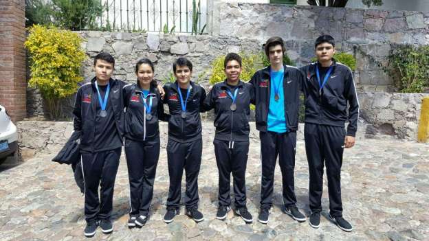 Seis medallas de oro y plata para michoacanos en Olimpiada de Química 