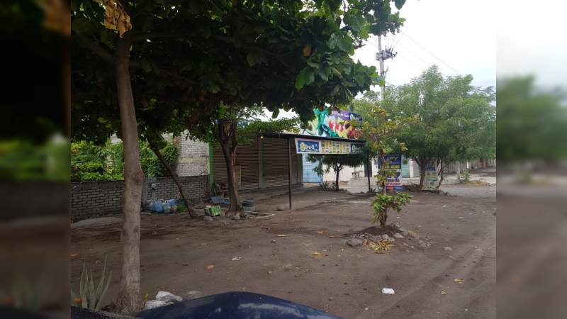 Cumplen mugiquenses con acuerdos de contención de la pandemia: Raymundo Arreola