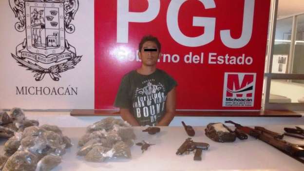 Detienen a cinco presuntos ladrones de vehículos y homicidas en Lázaro Cárdenas, Michoacán - Foto 2 