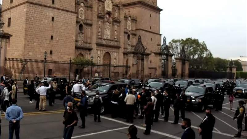 Silvano Aureoles no se cansa de eventos masivos en el Centro Histórico de Morelia pese al coronavirus