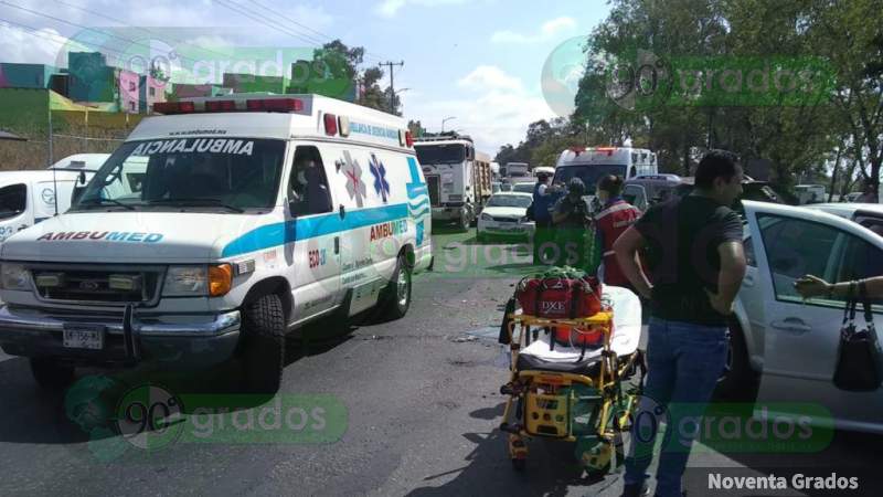 Choque múltiple en Morelia, Michoacán deja al menos tres heridos