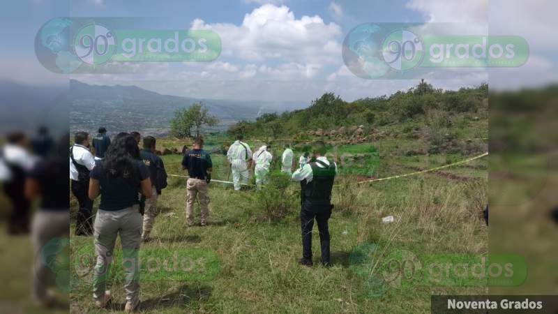 Hallan dos cuerpos semienterrados en Morelia, Michoacán 
