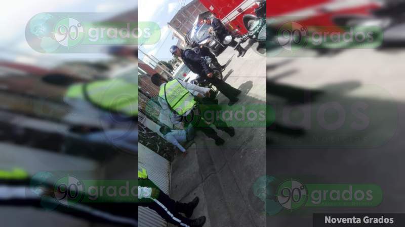 Un motociclista es lesionado de un balazo al intentar asaltarlo en Uruapan, Michoacán 