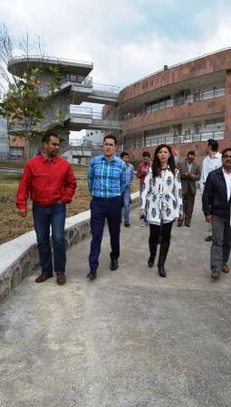 Diputado visita el Campus de la UNAM en Morelia por donación de terreno de 15 hectáreas - Foto 2 