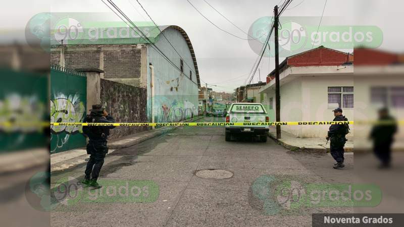 Ejecutan a balazos a conductor de un automóvil en Uruapan, Michoacán 