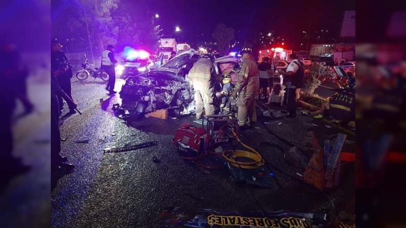 Aumenta a cinco el número de muertos tras accidente en Morelia, Michoacán