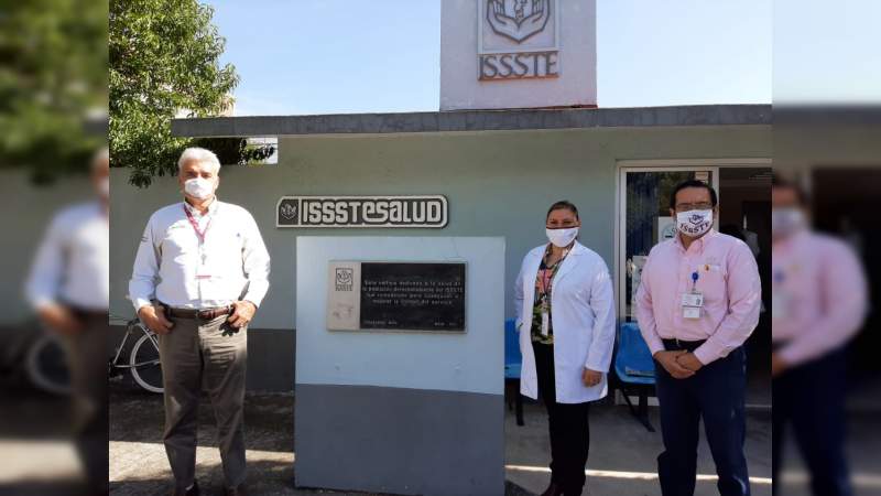 Entrega Mireles equipamiento a la UMF del ISSSTE, en Puruándiro, Michoacán