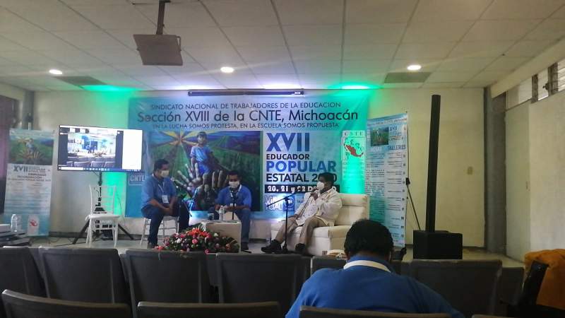 Un error, el querer regreso a clases, con semáforos en diferente color en el país: conversatorio del XVII Taller del Educador Popular Estatal, de la CNTE 