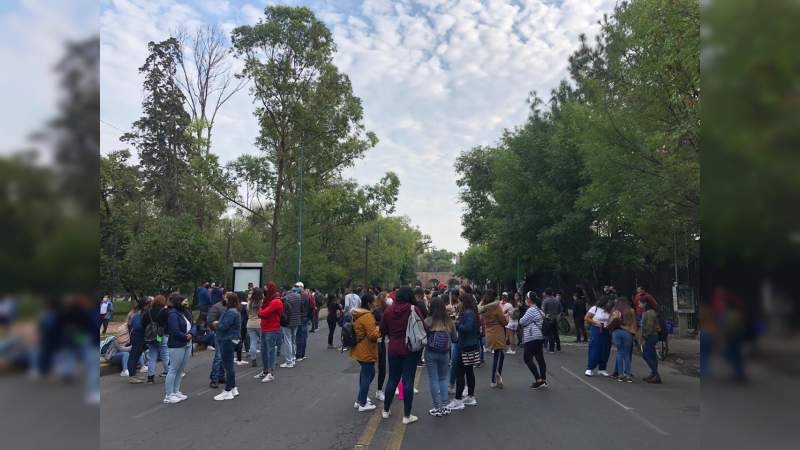 Con la exigencia de plazas para los normalistas egresados desde hace un año, la ONOEM retoma movilizaciones en Michoacán