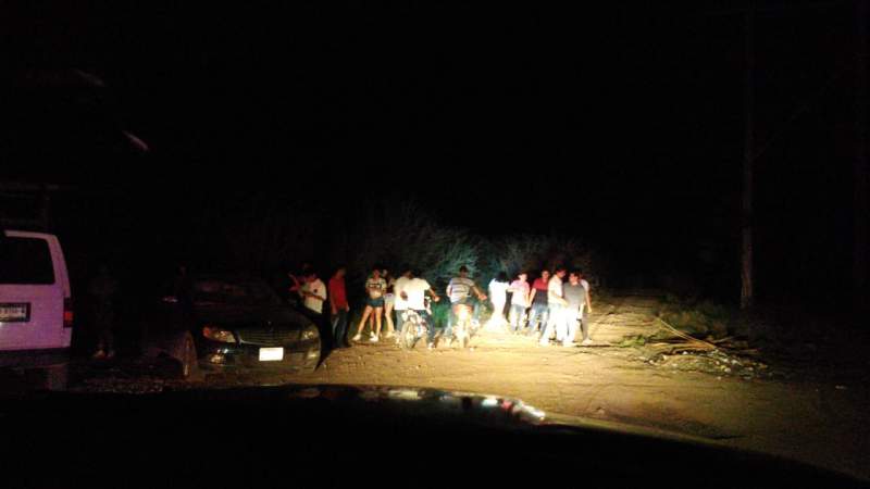 Sigue clausura de fincas en Apatzingán, esta vez fue una del Varillero donde departían más de 100 adolescentes y jóvenes