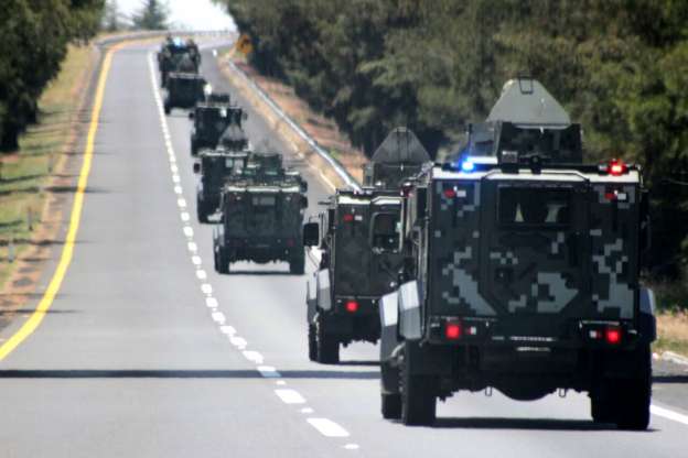 Refuerza personal militar carreteras en límites de Michoacán y Jalisco - Foto 0 